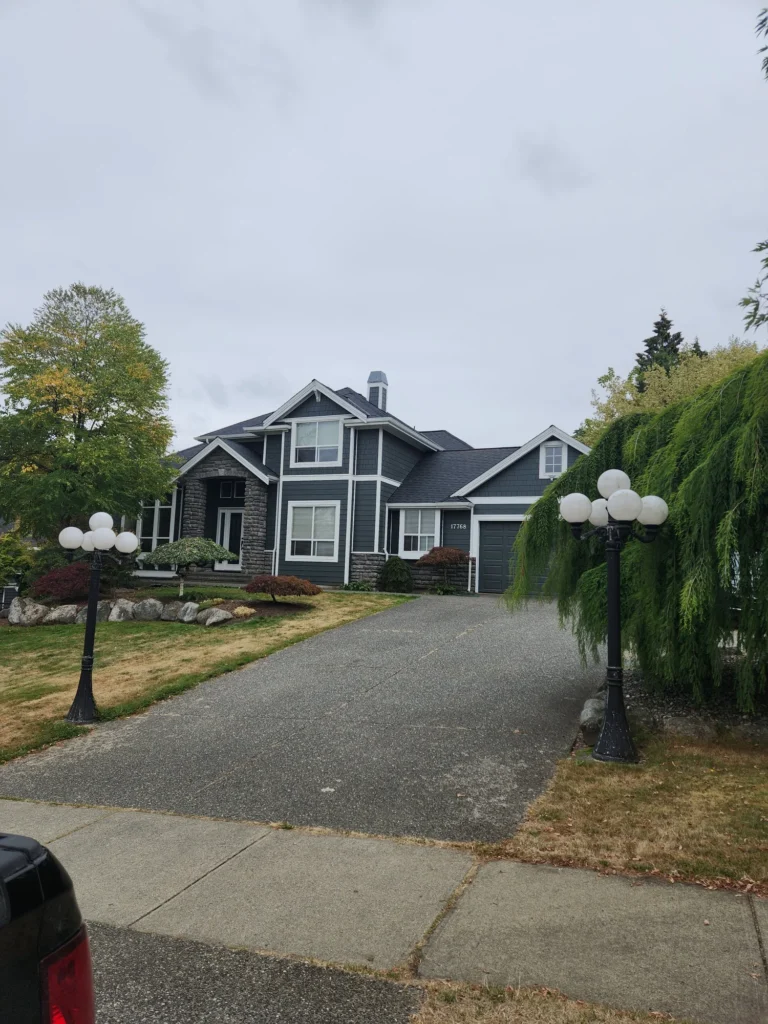 Completed home exterior by Mills Roofing